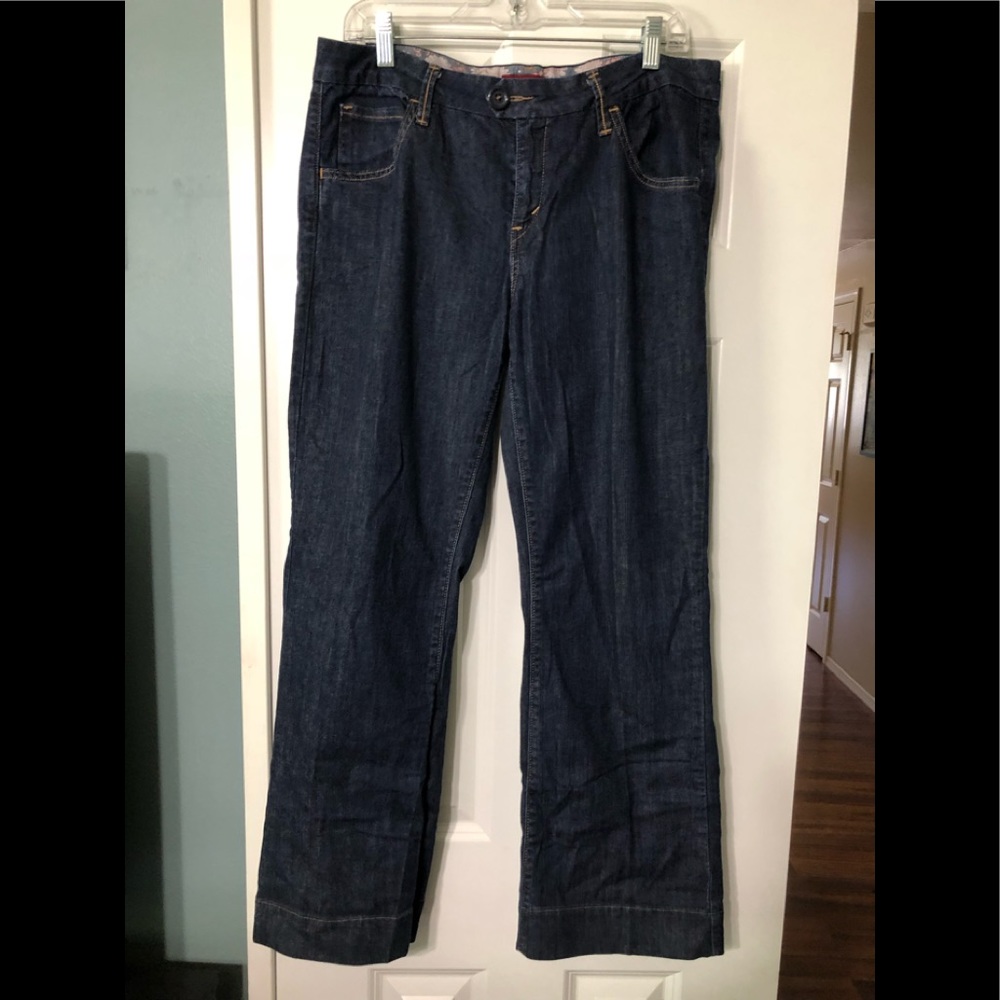 🚫SOLD🚫 Levi’s Jeans - Size 12